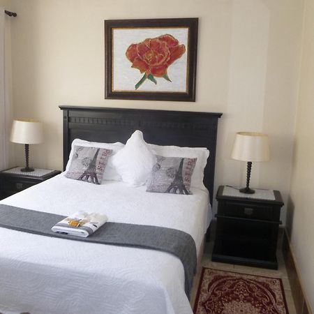Bon A Vie Self-Catering And B&B Gonubie Full Solar Power, No Load Shedding! Buitenkant foto